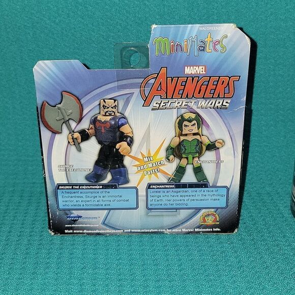 Avengers & Captain Marvel Minimates Bundle of 3 Sets w Figures & Accessories NEW - Picture 5 of 12